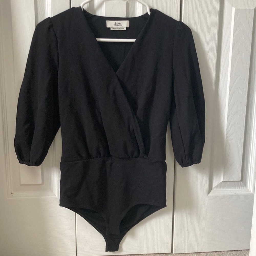 3/4 Sleeve V-Neck Bodysuit